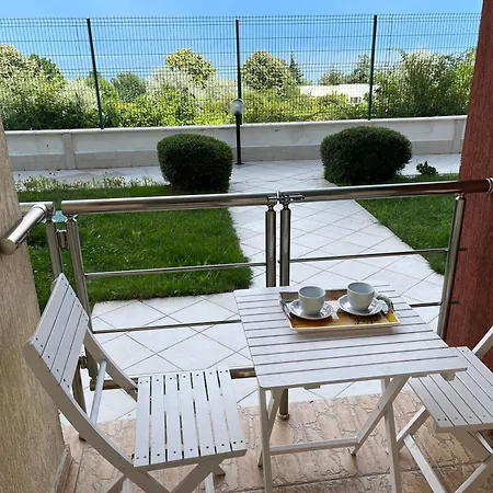Apartment Summer Rose By The Sea Byala (Varna)